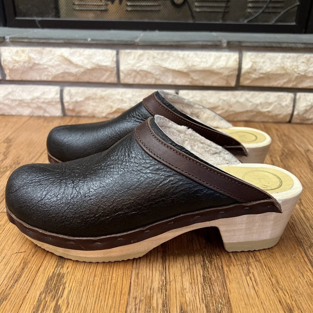 No. 6 Dark Leather Clogs with Wooden Sole
